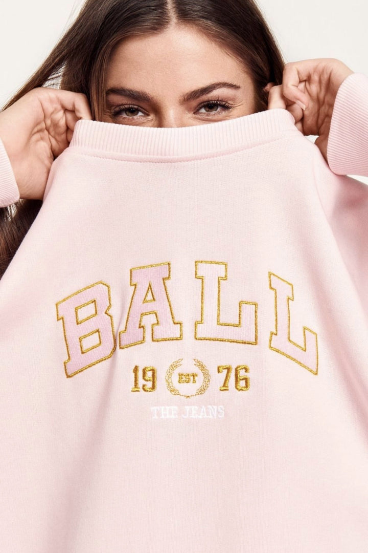 Ball - Sweatshirt L. Taylor - Milkshake Sweatshirts 