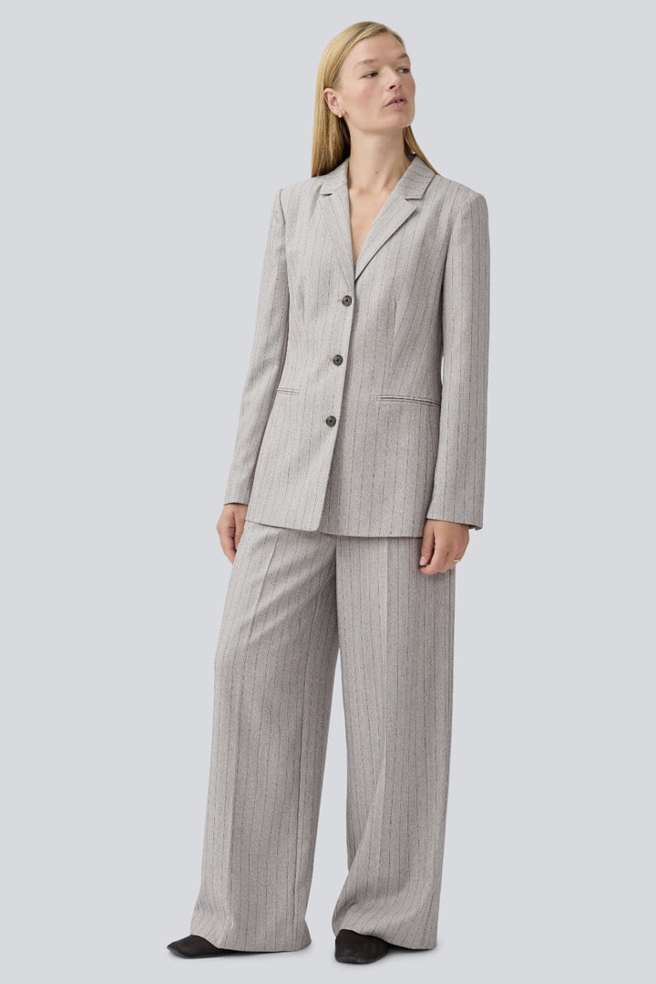 Modström - Meridamd Blazer 58193 - 13618 - Grey Melange Pinstripe