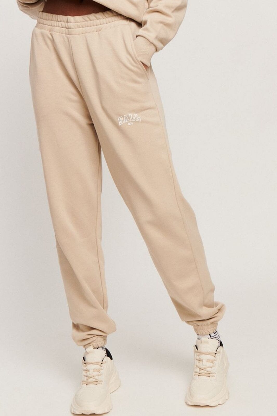 Forudbestilling Ball - Sweatpants D. Johnson - Fossil (Start Marts) Sweatpants 