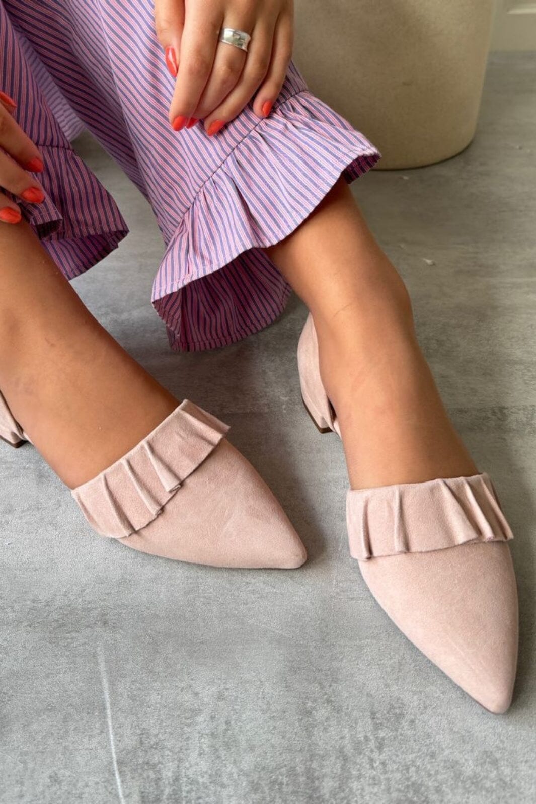 Forudbestilling - Copenhagen Shoes - New Romance 23 - Suede - 147 Rosa Ballerinaer 