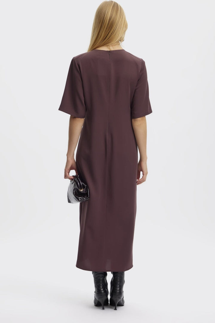 Forudbestilling - Gestuz - BrayaGZ midi dress - Fudge Kjoler 