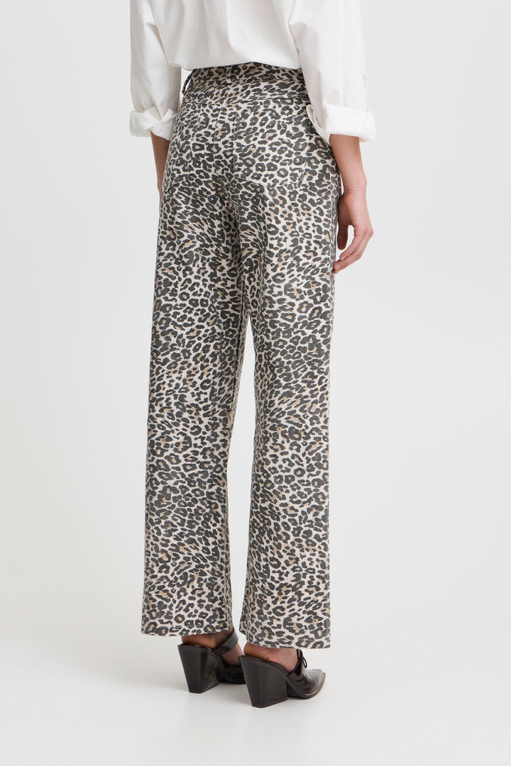 Forudbestilling - Ichi - Ixjilla Pa - 202381 Cornstalk Leo Print Jeans 