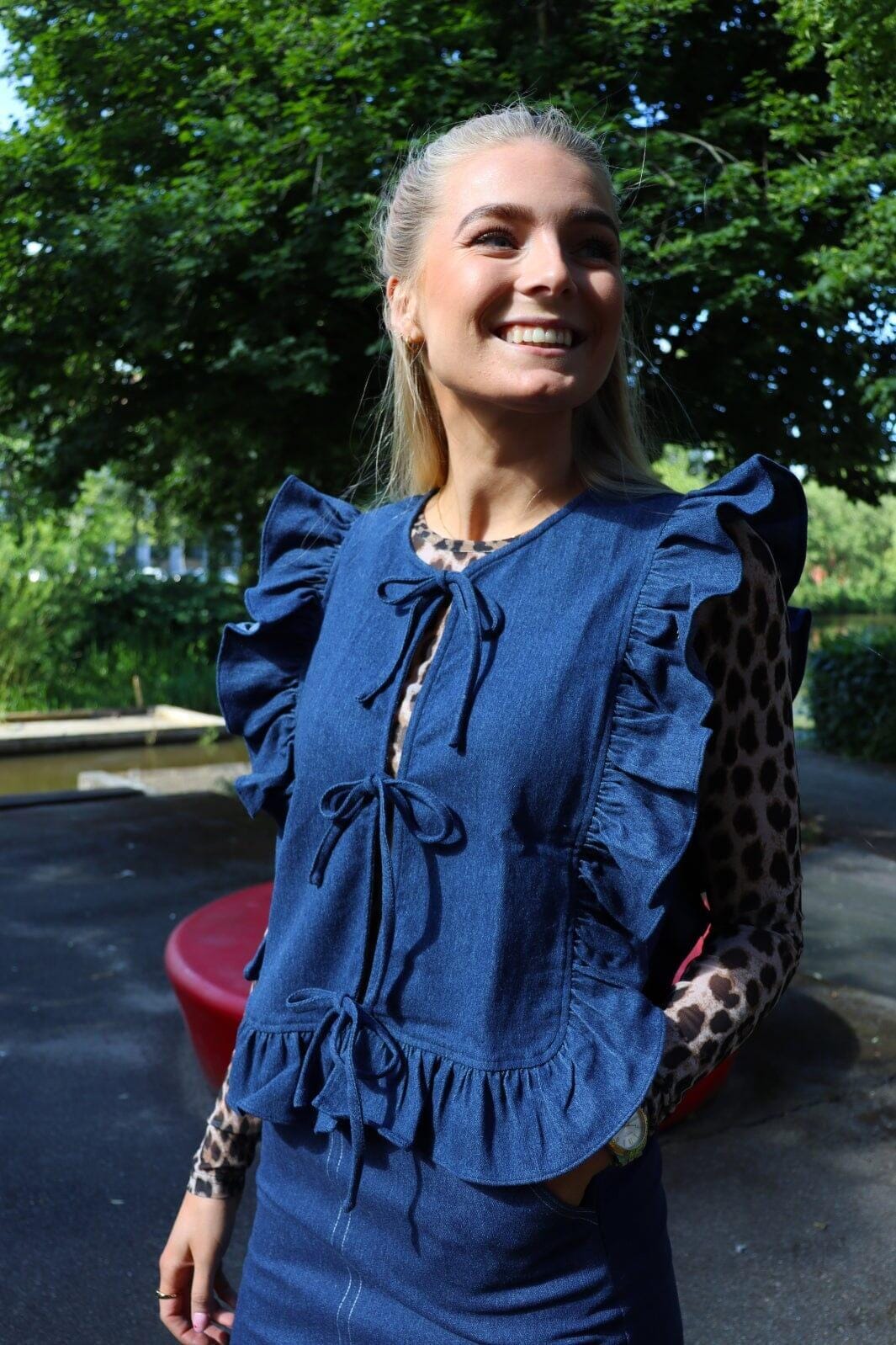 Forudbestilling - Liberte - Asta-Frill-Vest - Blue Denim Veste 