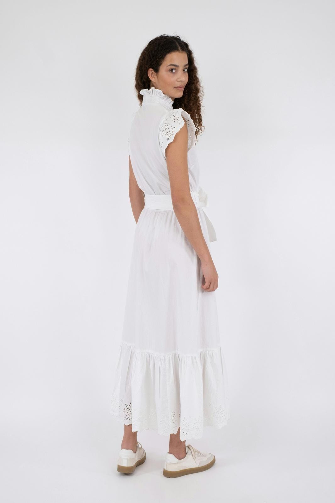 Neo Noir - Tianna Embroidery Dress - White