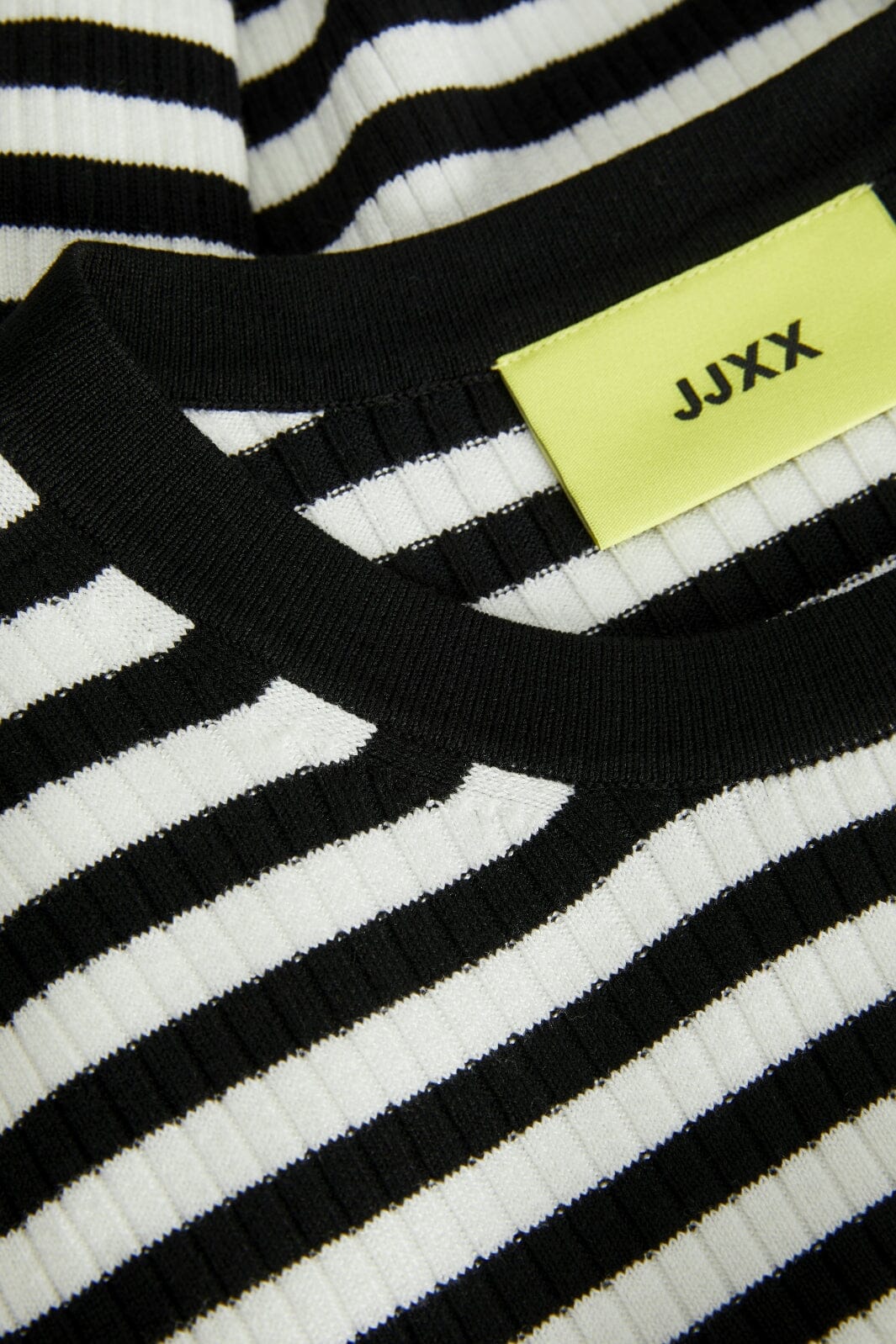 Jjxx - Jxjodi Tight Stripe Crew Neck Knit - 4509785 Black /Cloud Dancer