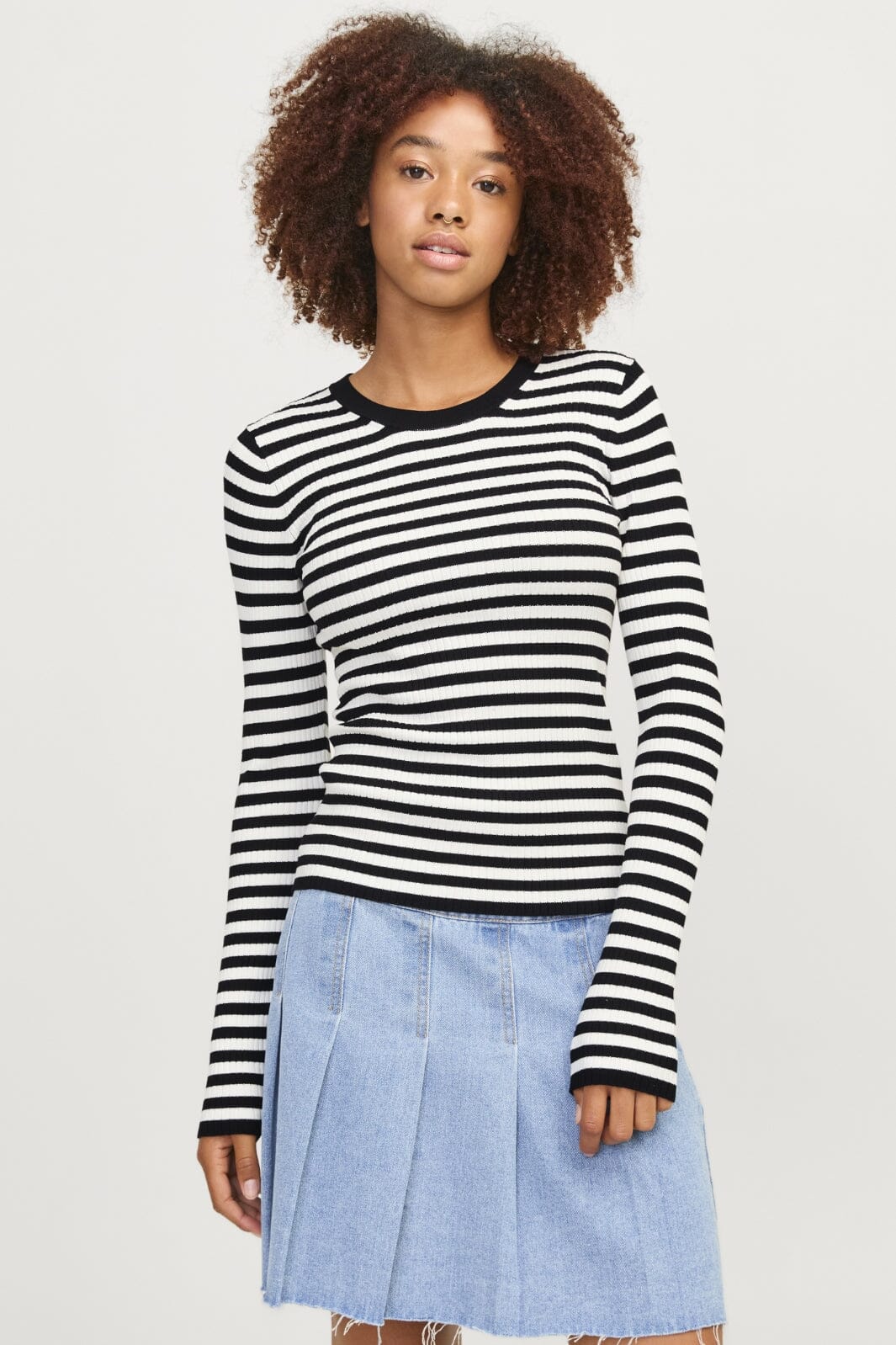 Jjxx - Jxjodi Tight Stripe Crew Neck Knit - 4509785 Black /Cloud Dancer