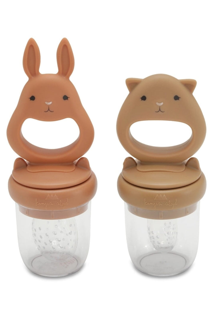 Konges Sløjd - Silicone Fruit Feeding Pacifier - Almond/terracotta Køkkentilbehør 