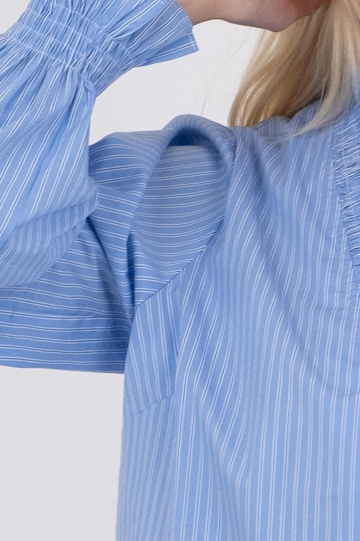 Neo Noir - Brielle Stripe Shirt - Light Blue