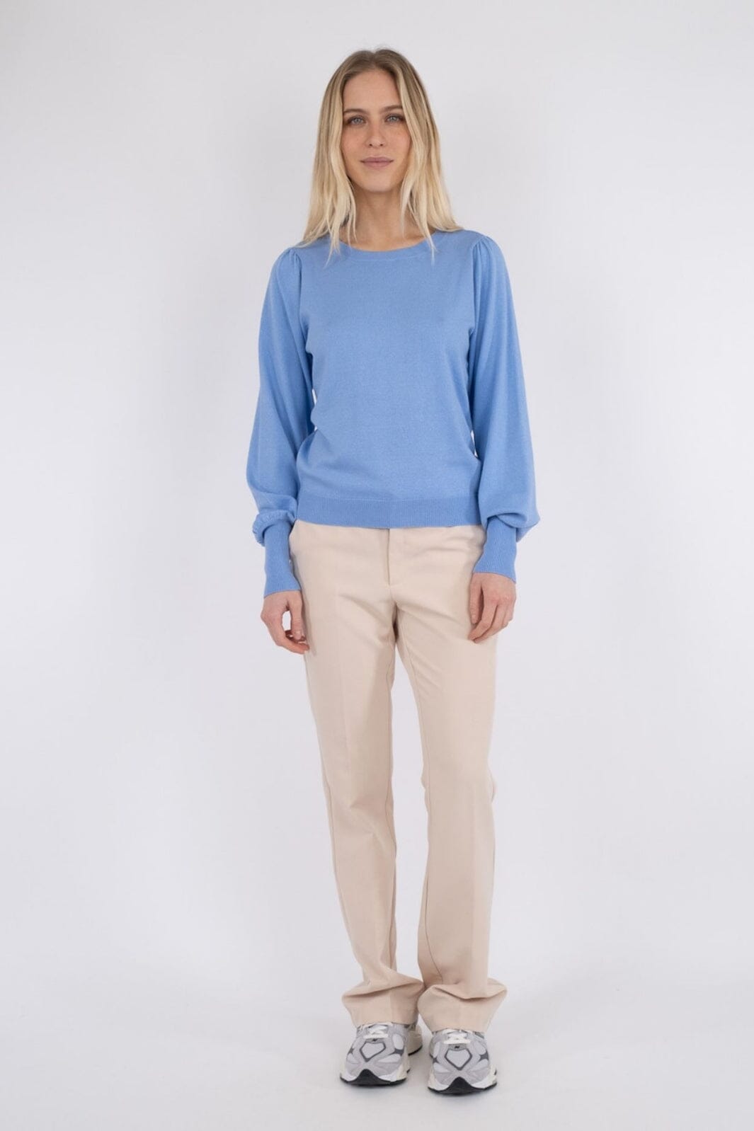 Neo Noir - Magdalena Solid Knit Blouse - SKY BLUE Strikbluser 