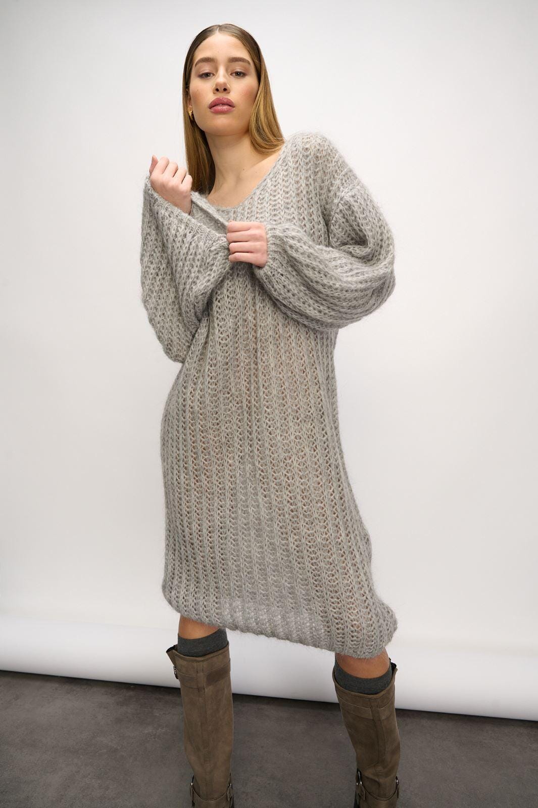 Noella - Jasmin Knit Dress - 256 Light Grey Strikbluser 