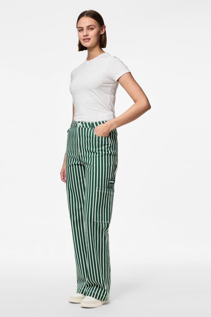 Pieces - Pcnicoline Denim Jeans - 4816246 Hunter Green Bright White