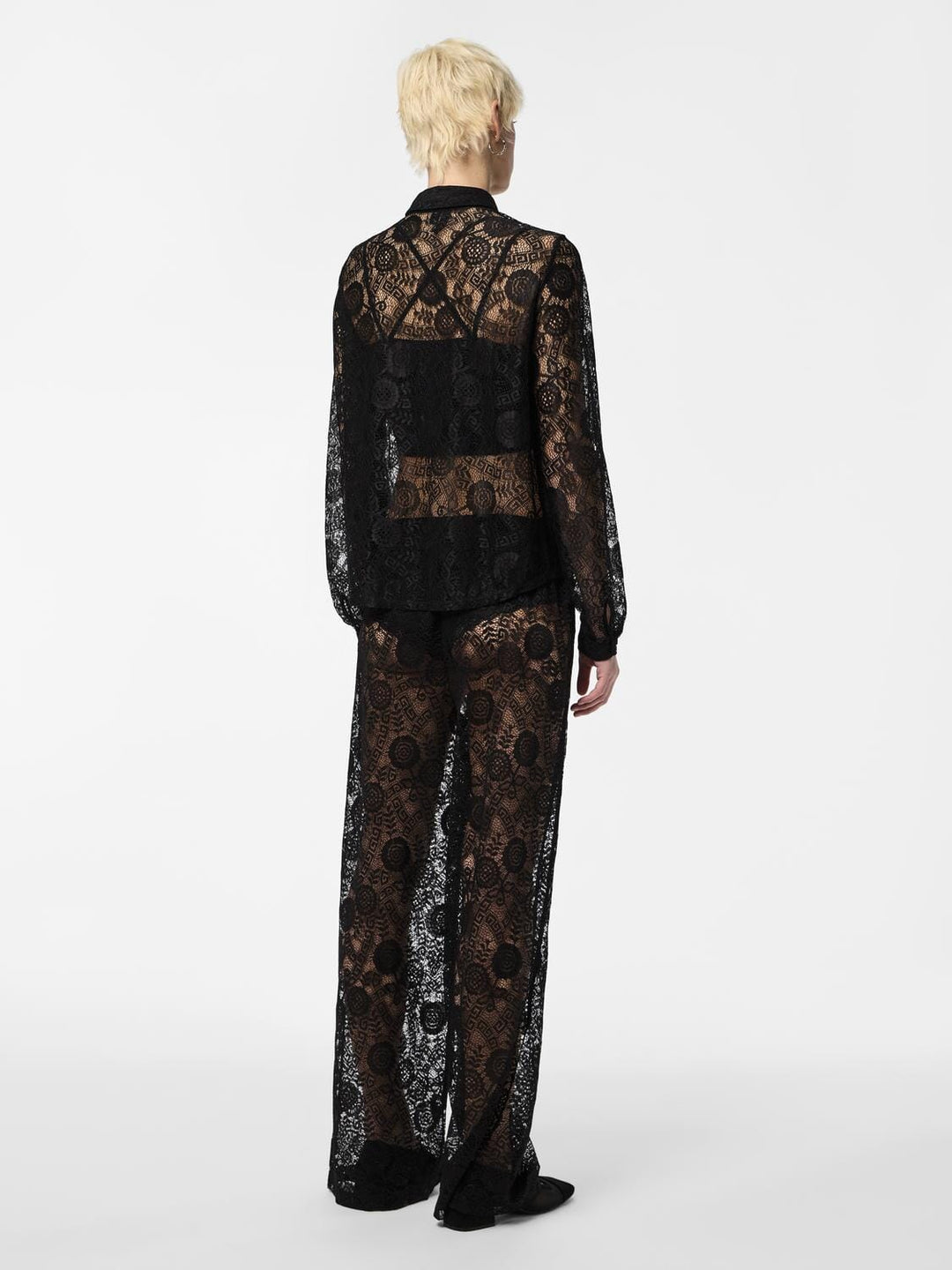 Pieces - Pcolline Ls Lace Shirt - 4633986 Black Skjorter 