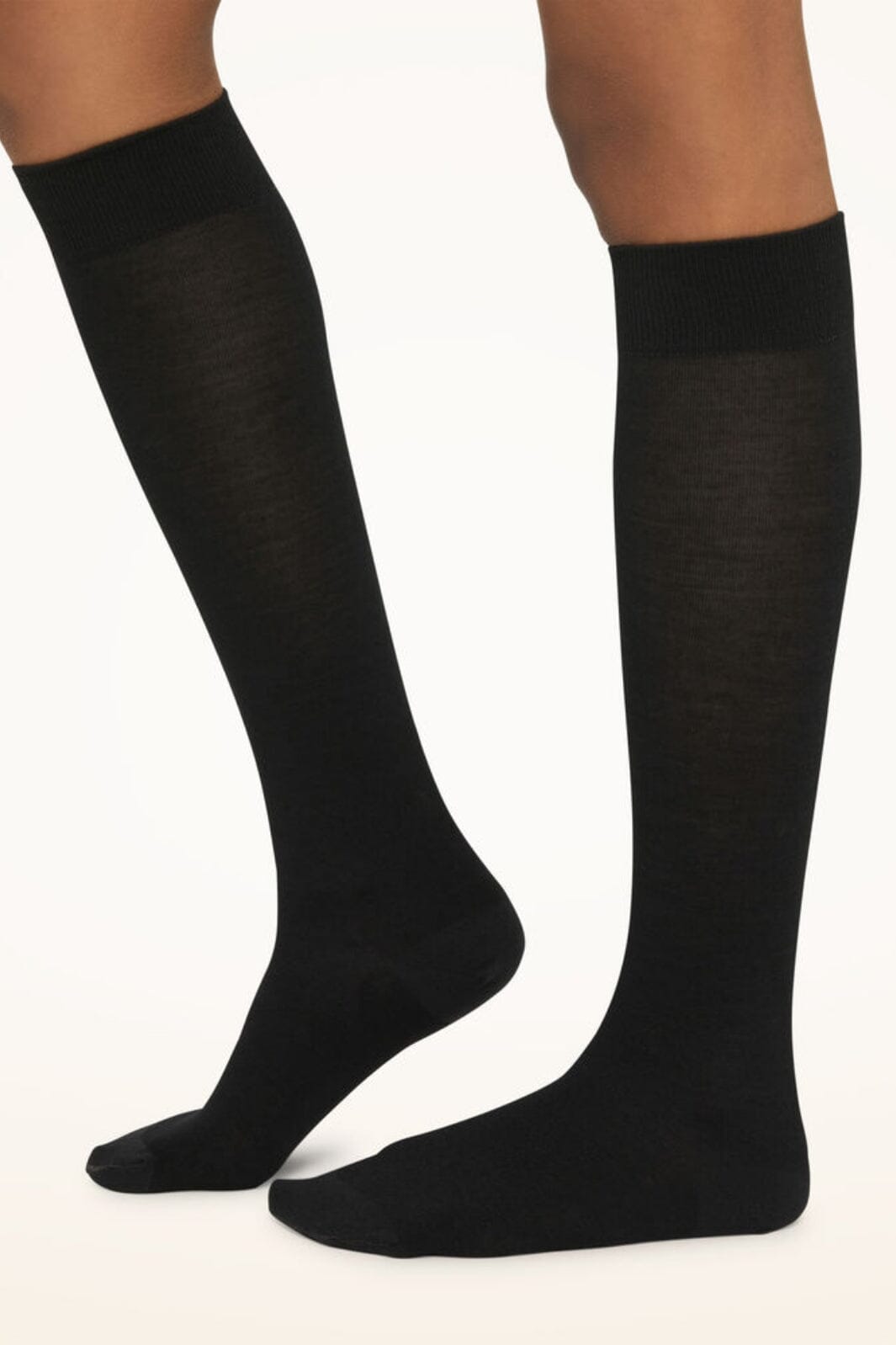 Wolford - Merino Knee-highs - 7005 Black Strømper 